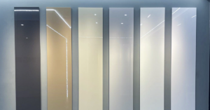 Gia-cong-tam-Acrylic